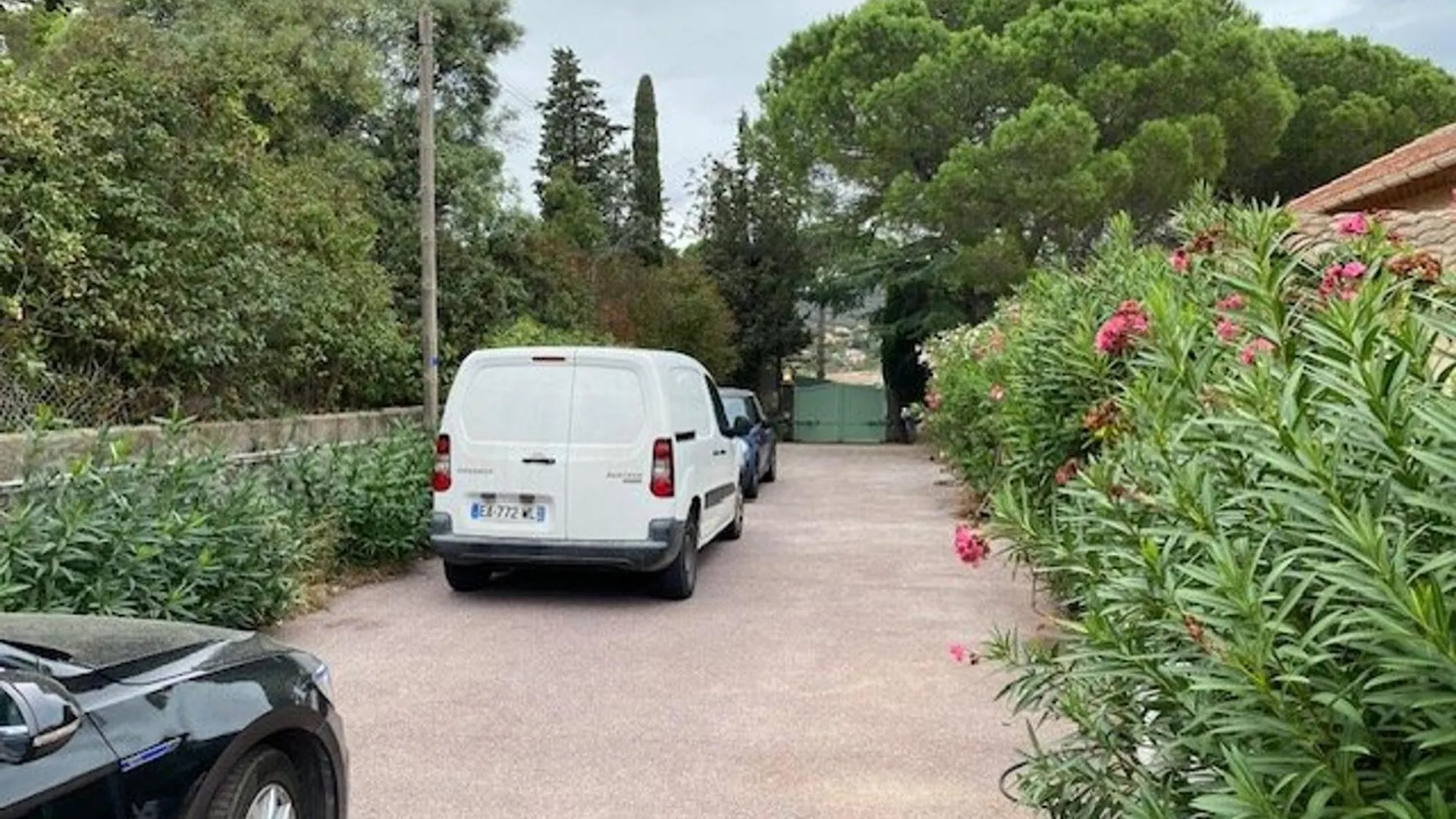 Apartment Sainte Maxime Semaphore : Haut De Villa T4, Piscine, Terrasse, Clim, Proche Mer - Fr-1-226-531