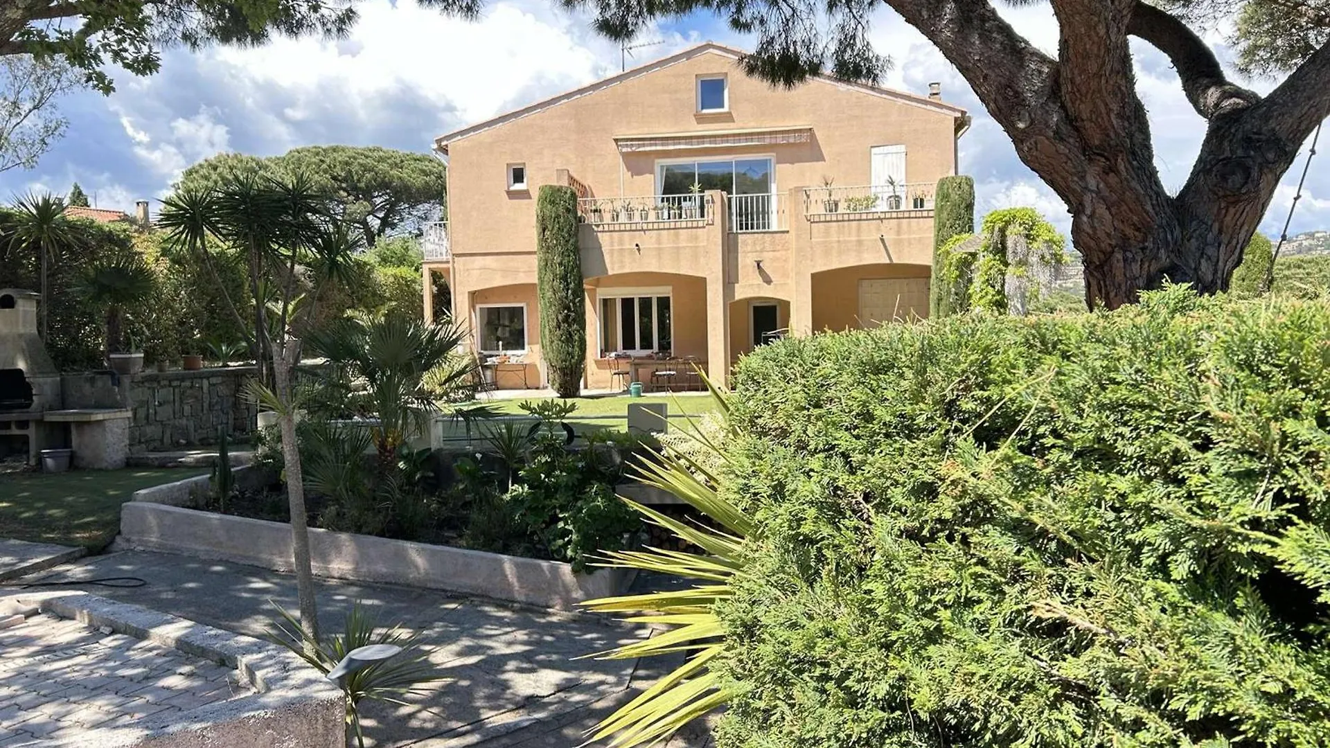 Sainte Maxime Semaphore : Haut De Villa T4, Piscine, Terrasse, Clim, Proche Mer - Fr-1-226-531
